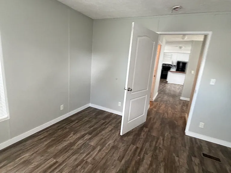 5849 Berdene Cir — Photo 14