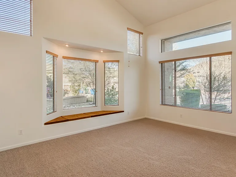 5733 W Plum Rd — Photo 21