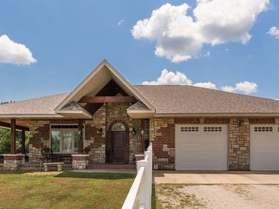 201 Pioneer Drive, Seymour, MO, 65746