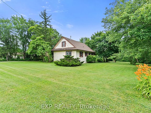 2nd image of 6192 Lyons Creek Rd