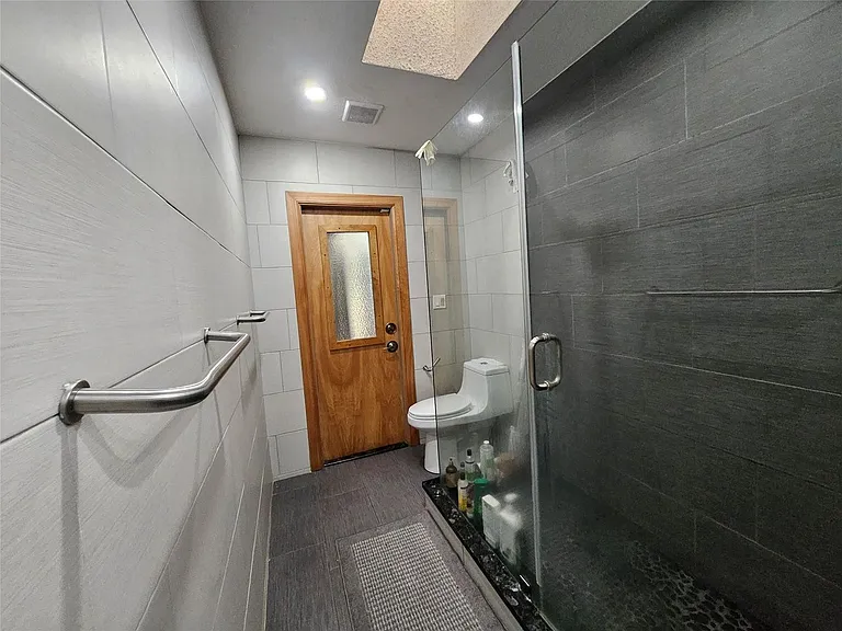 197 NW 113th Way #197 — Photo 9