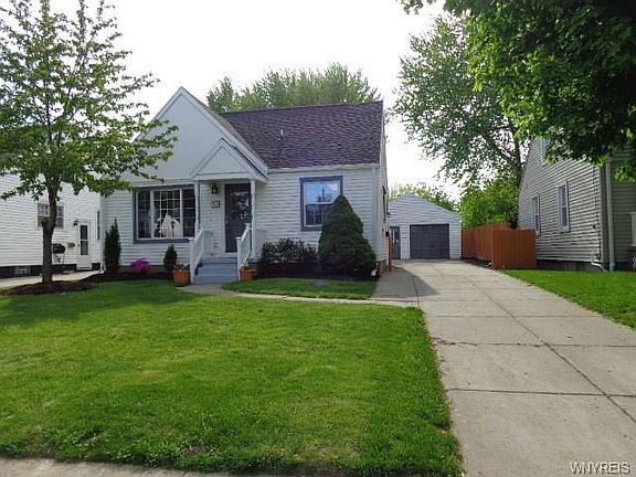 2nd image of 52 Wendover Ave