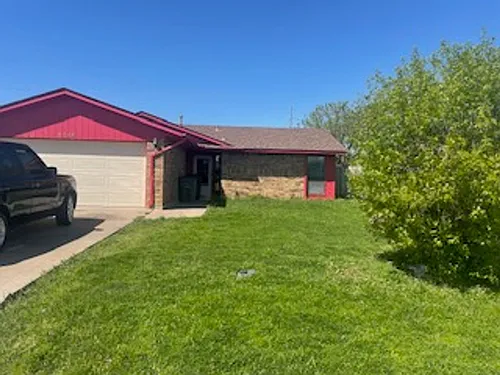 6049 SW Atterbury Dr Photo 1