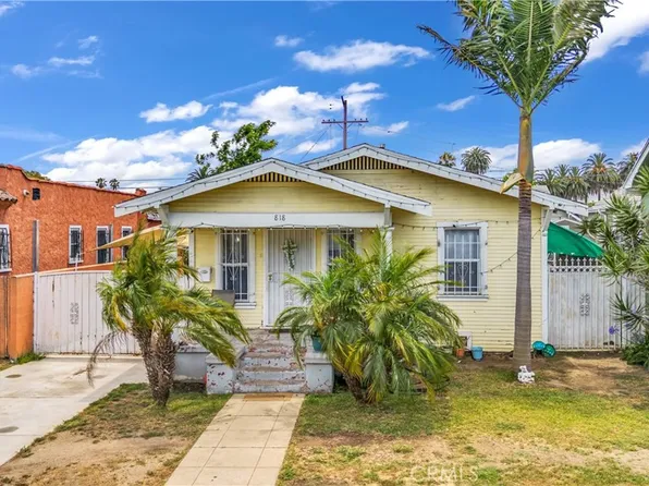 818 W 104th St, Los Angeles, CA 90044