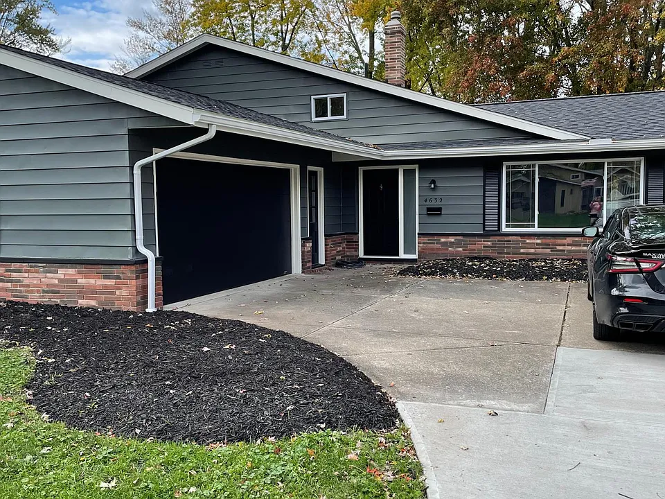 4632 Ashbury Park Dr