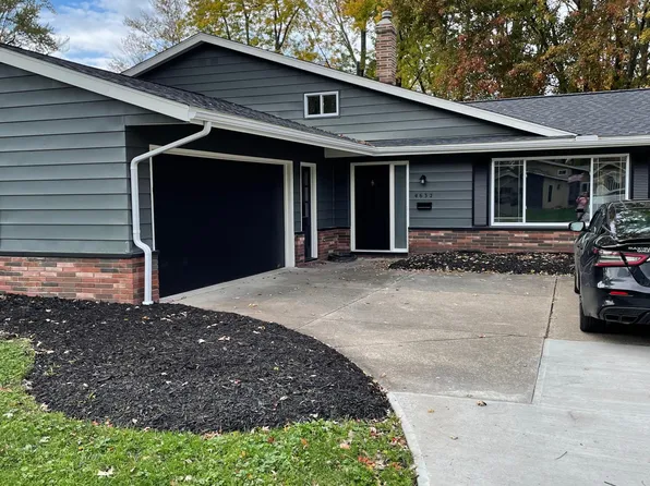 4632 Ashbury Park Dr, North Olmsted, OH 44070