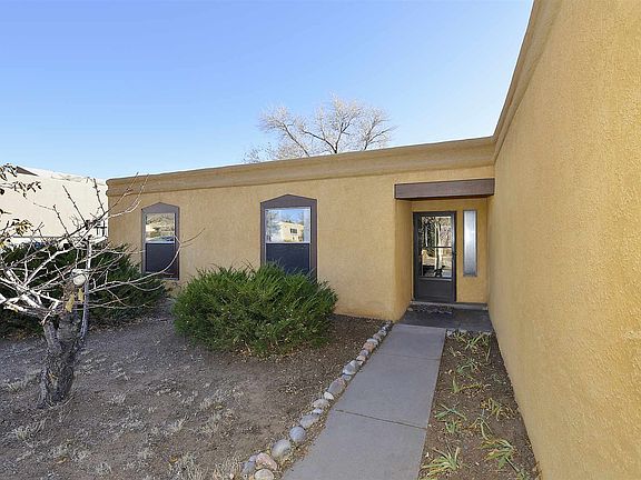 2nd image of 1870 Candela St