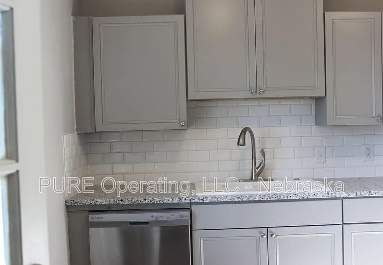 670 S 69th St — Photo 13