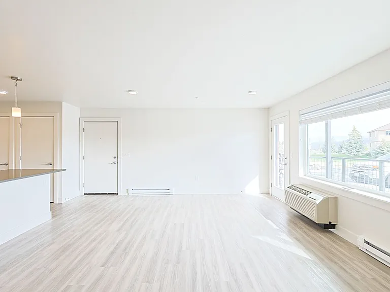 Nexus Point Apartments — Photo 37