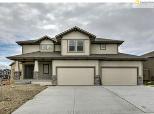 2640 W Elm St, Olathe, KS 66061
