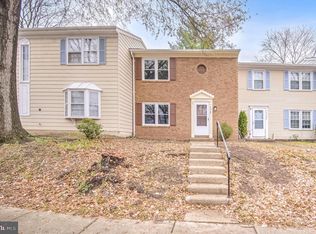 13788 Newport Dr, Chantilly, VA 20151