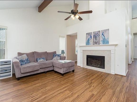 5th image of 2313 Lord Nelson Dr