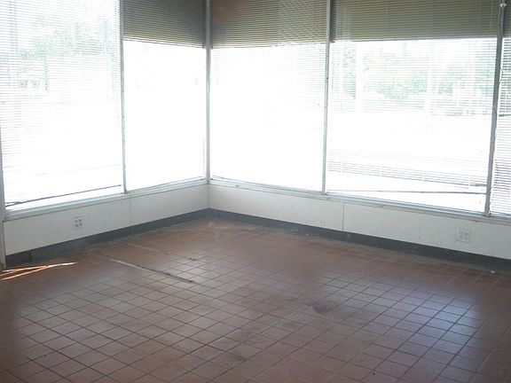 3rd image of 1603 N 3rd St #1633-N