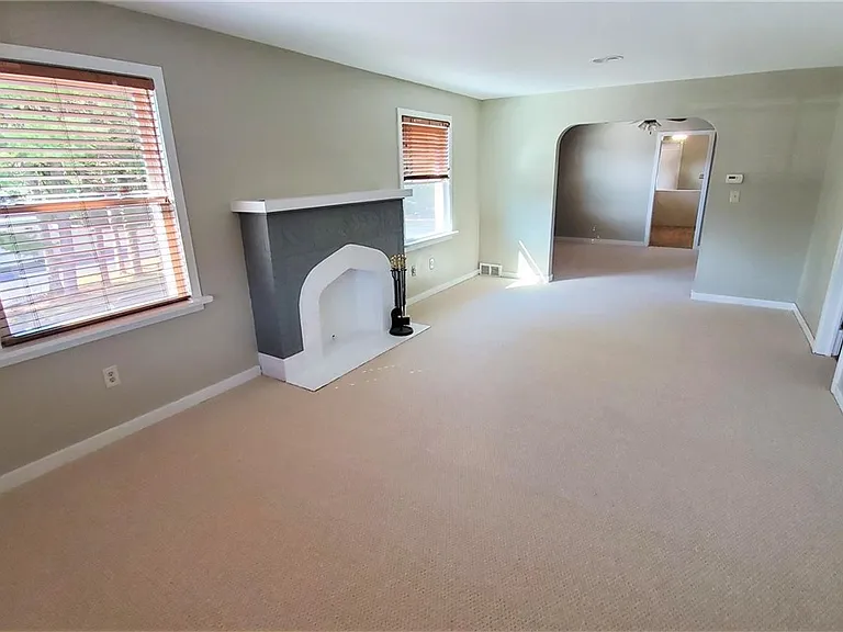 1313 W Main St — Photo 11