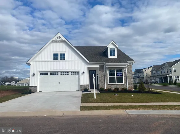 386 Lively Strm, Gettysburg, PA 17325