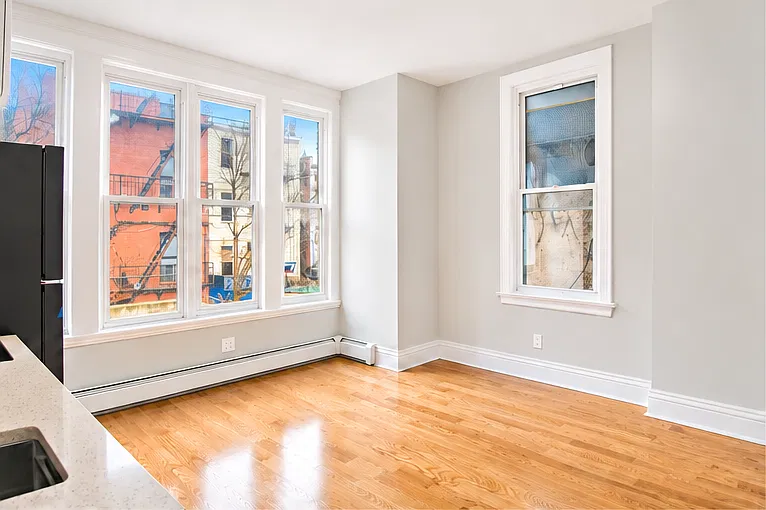 1 bed, 550 sqft, $2,000 — Photo 2