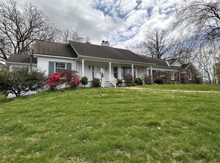 102 Oak Hill Dr, McMinnville, TN 37110