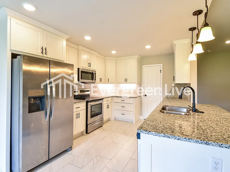 1 Patrick Cir — Photo 6