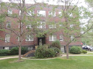 400 W 27th St APT 24, Cheyenne, WY 82001