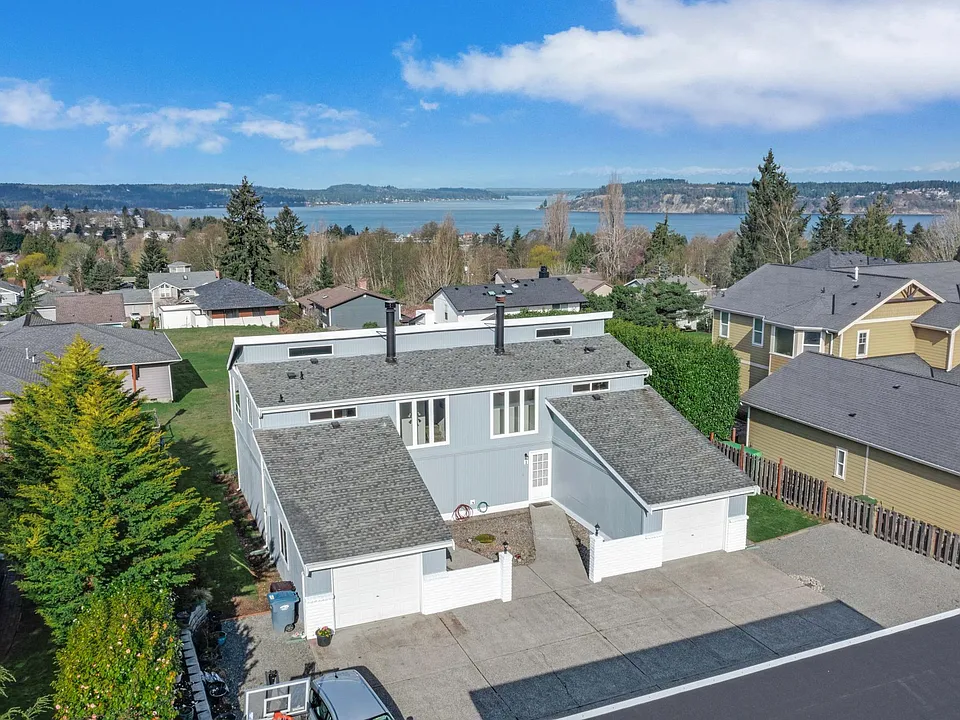2224 Mountain View Ave W #1