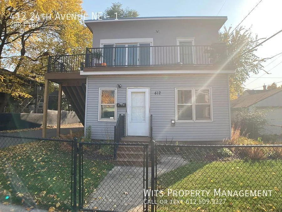 Fantastic 2 bedroom, 1 bath unit in NE — Photo 2