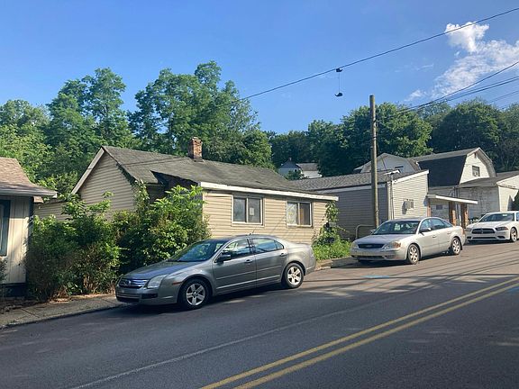 3rd image of 605 S Central Ave