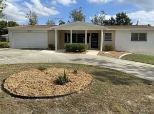 45 S Davis St, Beverly Hills, FL 34465