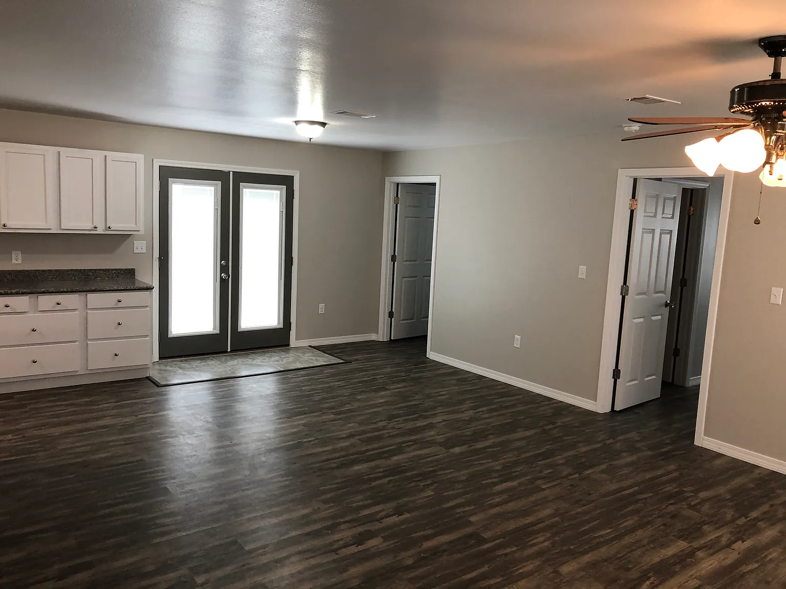 4 bed, 1425 sqft, $1,950 — Photo 4