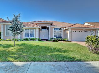 9452 Lake Serena Dr, Boca Raton, FL 33496