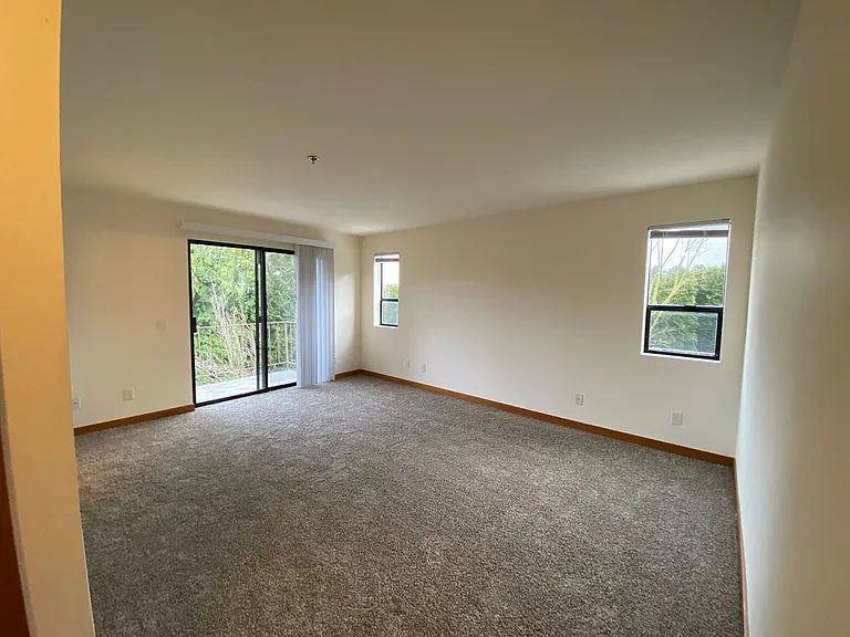 22514 6th Ave S — Photo 15
