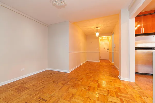 Sold by Remax Real Estate Professionals | media 16