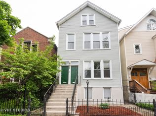 1704 W Barry Ave, Chicago, IL 60657