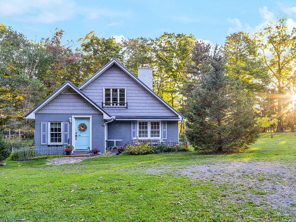 1st image of 5584 Gillingham Rd