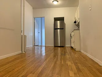 Rented by Salon Realty Corp