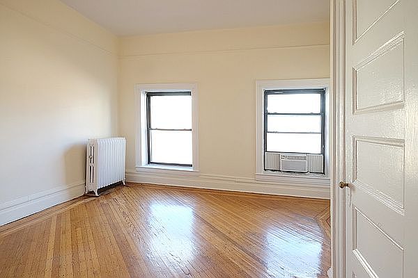 1st image of 140 Montague St APT 9