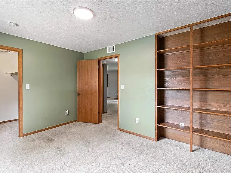 758 Westwinds Dr #6 — Photo 10
