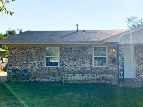 2517 Normont Cir, Fort Worth, TX 76103