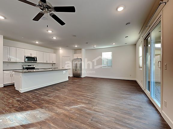 5th image of 10429 Beaver Tail St