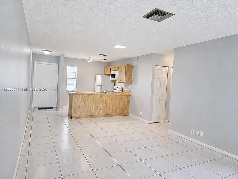 10355 NW 35th St #10355 — Photo 15