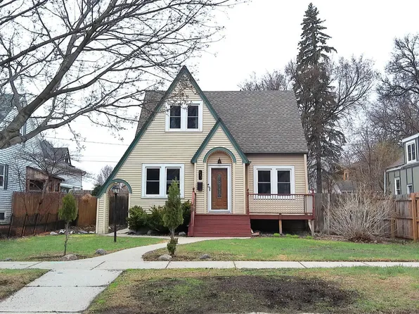 511 W Summit Ave, Fergus Falls, MN 56537