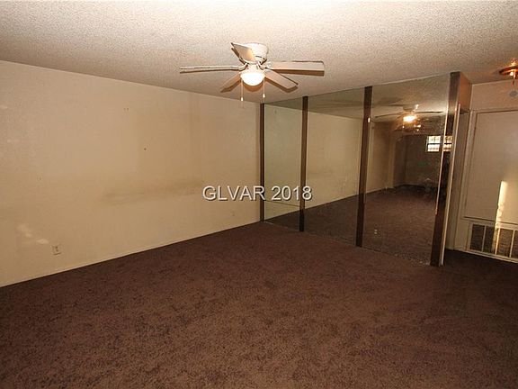 3rd image of 3152 S Eastern Ave Unit 27