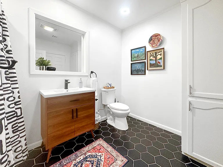 402 Wallace Dean Rd — Photo 15