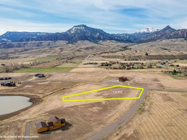 85 Copperleaf Dr #52, Cody, WY 82414