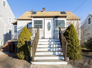 19 F St, Hull, MA 02045