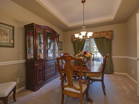 4th image of 1063 Bayswater Dr