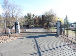 6350 Hillcrest Rd, Medford, OR 97504