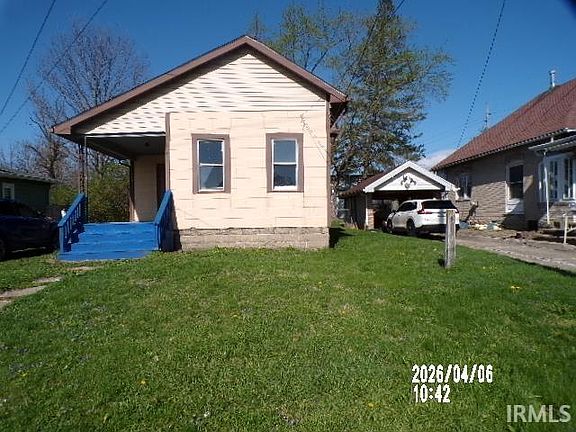 2nd image of 1601 N Elm St