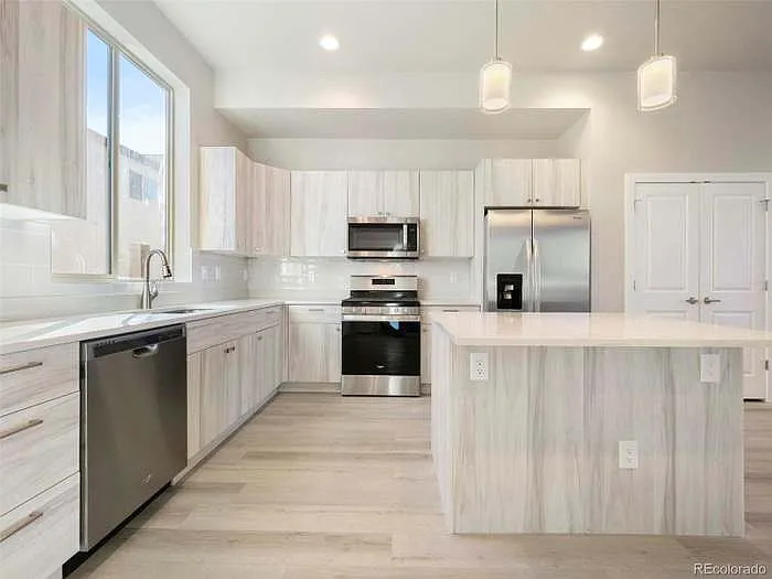 4735 E Iliff Ave — Photo 6