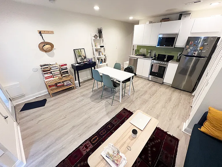 53 R St NW #B — Photo 5