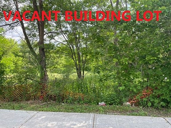 2nd image of 49 Main St S